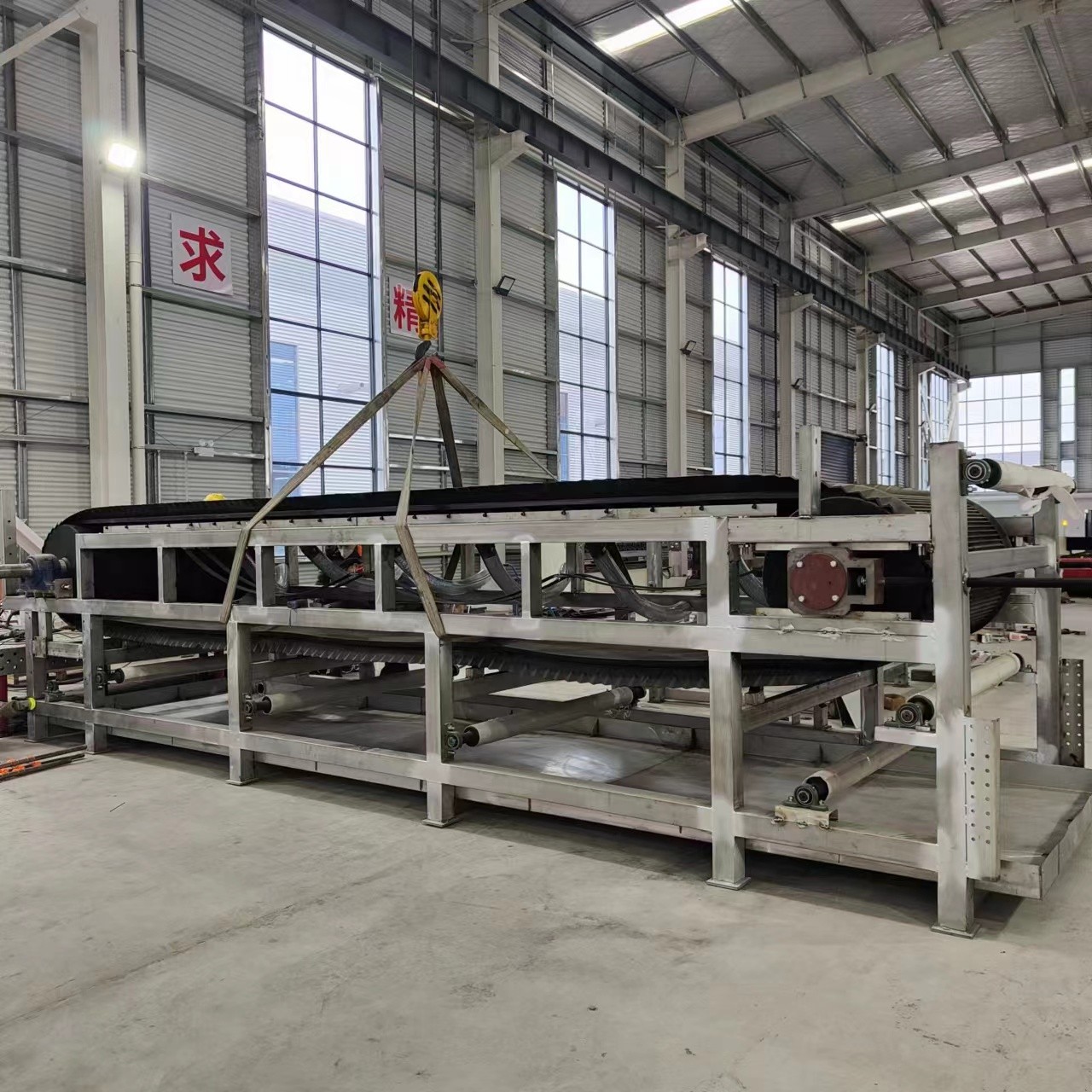 真空帶式過(guò)濾機(jī)卸料不干凈如何處理？