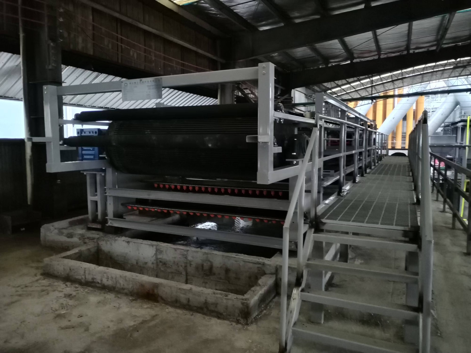 真空帶式過濾機(jī)的運行成本主要包括哪些方面？