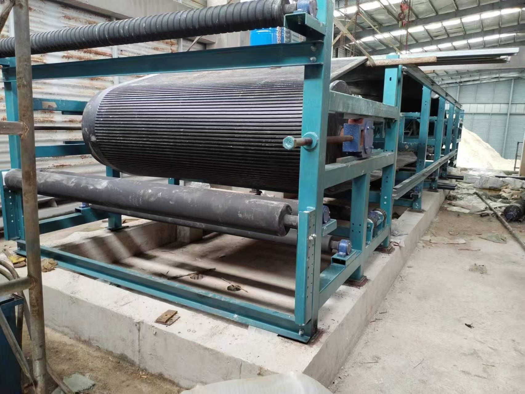 技術(shù)創(chuàng)新再突破！湖北核正過濾獲帶式真空過濾機(jī)進(jìn)料裝置專利，調(diào)節(jié)精度與便捷性雙提升