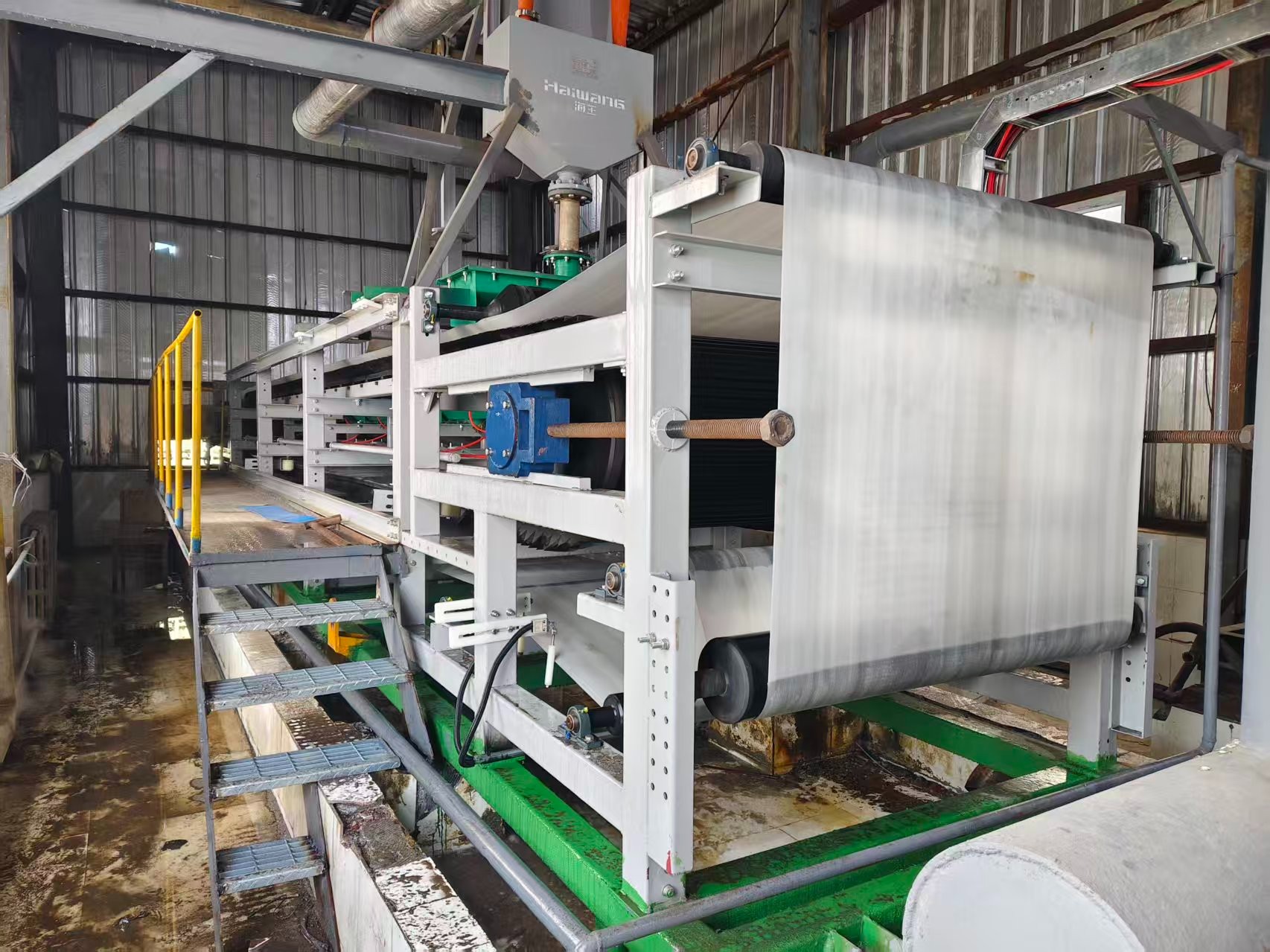 帶式真空過(guò)濾機(jī)不吸料或吸料速度慢的原因及處理方法？